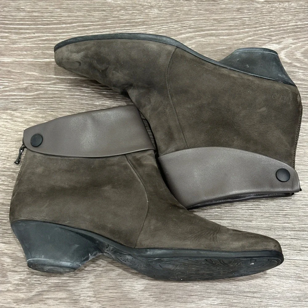 Arche France Calfskin Suede Leather Ankle Boots Taupe Gray Wedge Zip Booties 8.5